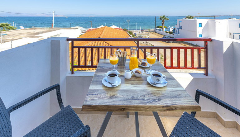 Laza Beach Inn - Σκάλα, Αγκίστρι