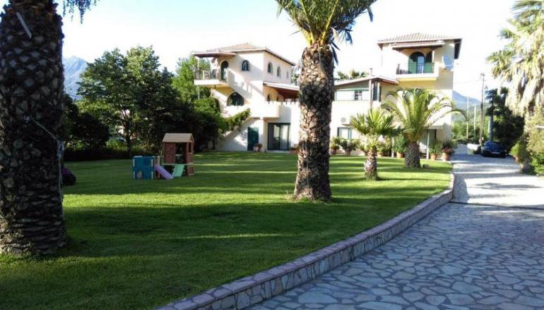 Villa Makis