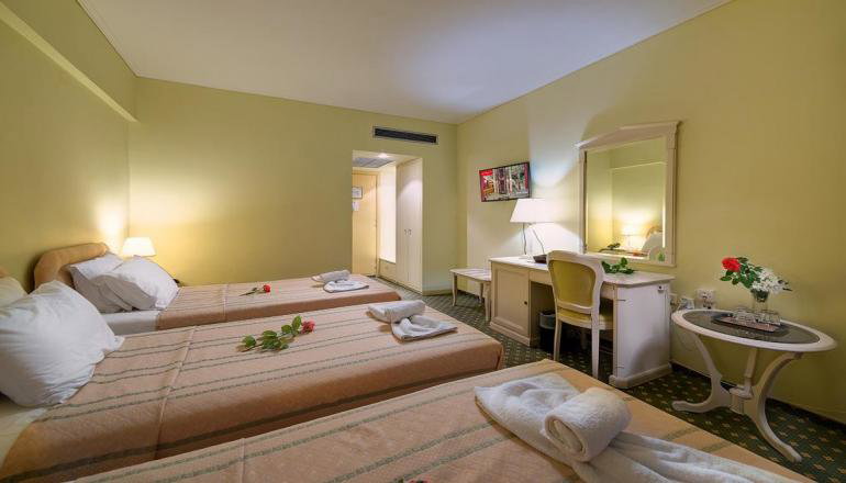 Angelika Pallas Hotel
