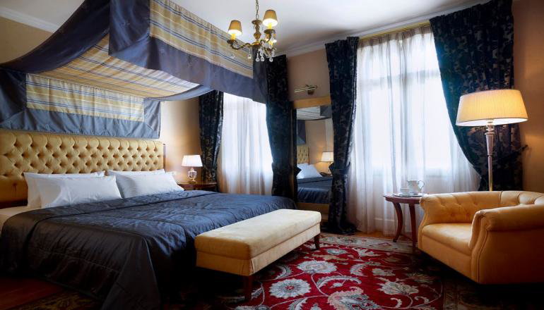 4* Grande Bretagne Hotel