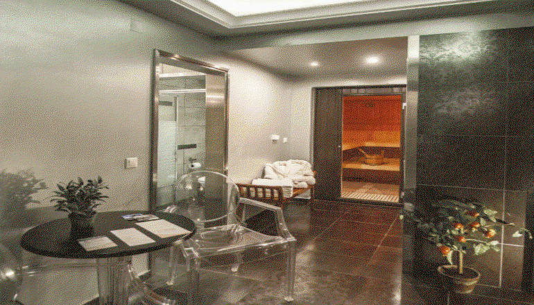 Ostra Menalon Luxury Suites