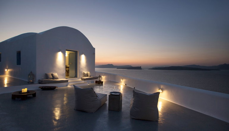 5* Akrotiri Cove