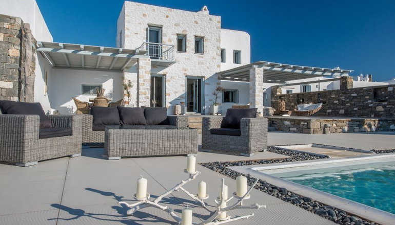 Aelia Paros Villas
