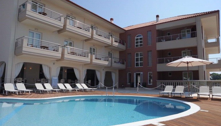 Ammos Bay Hotel