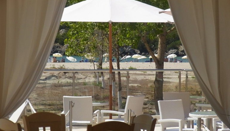 Ammos Bay Hotel