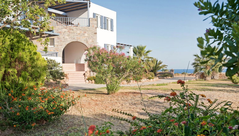 Anemes Hotel