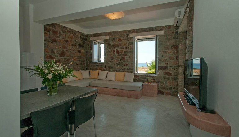 Anemes Hotel