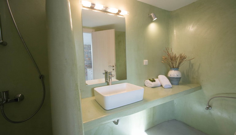Anemes Hotel