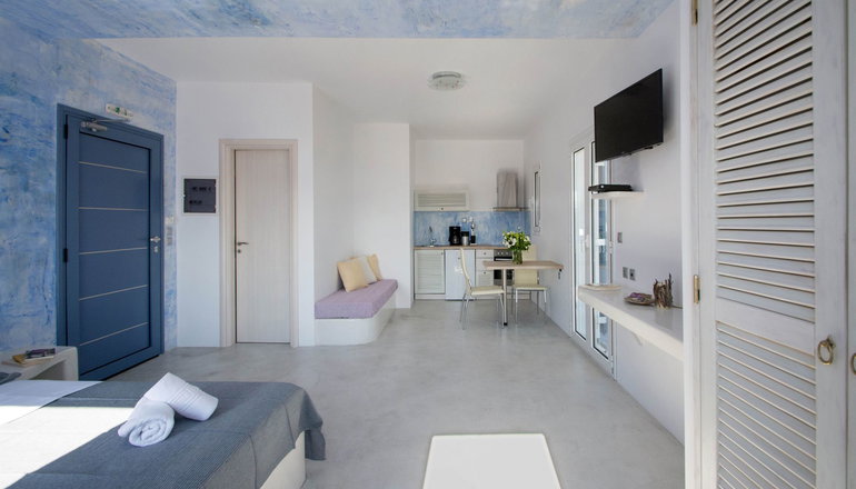 Anemes Hotel