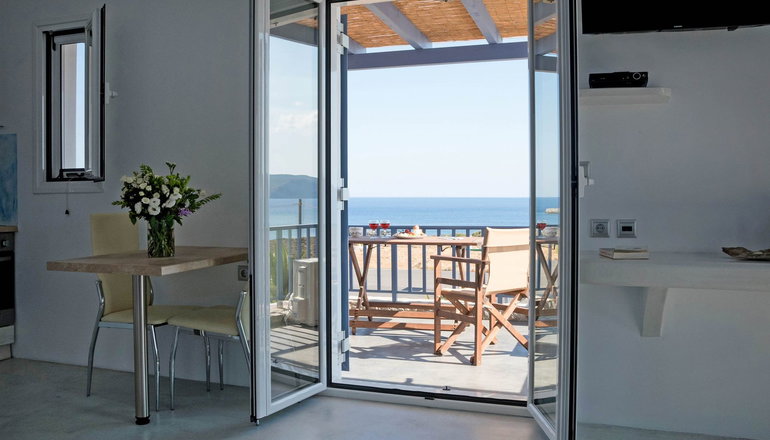 Anemes Hotel