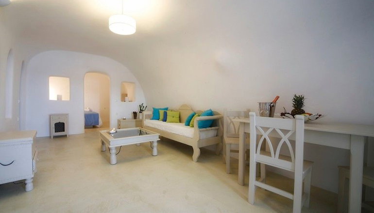 Chroma Suites - Oία, Σαντορίνη