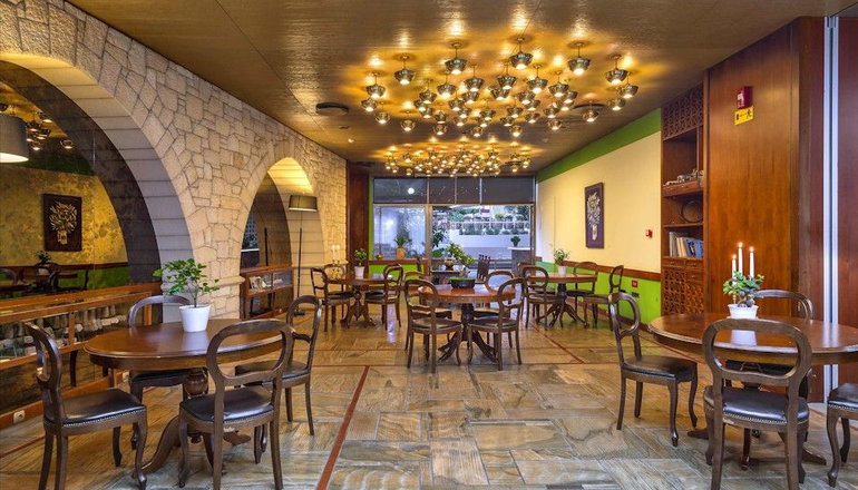 4* Civitel Akali Hotel