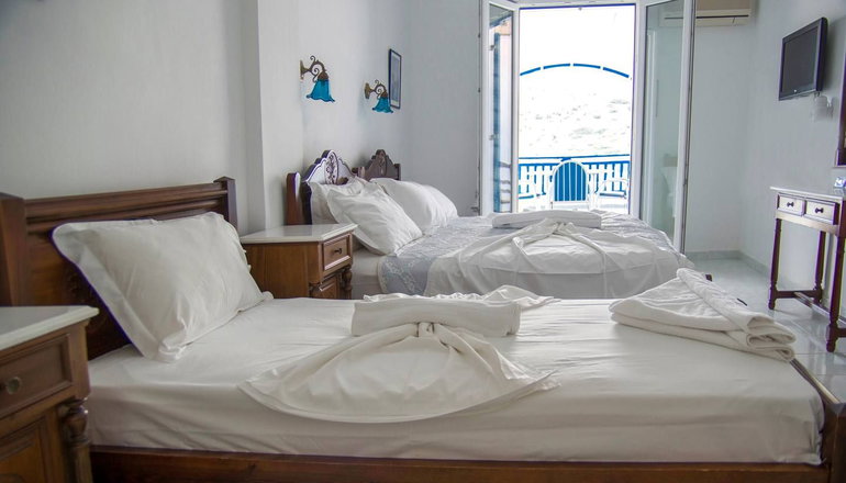 Erato Apartments