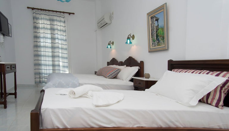 Erato Apartments