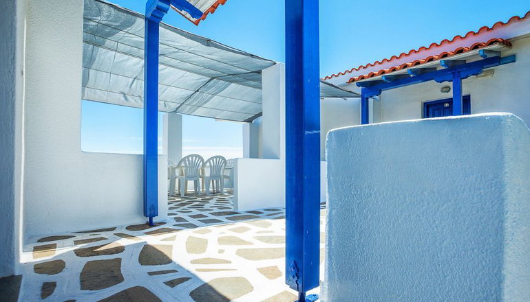 Faros Apartments