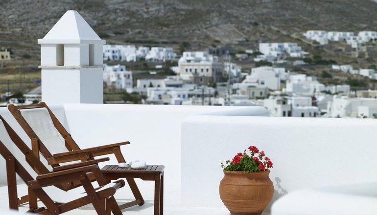 Folegandros Apartments