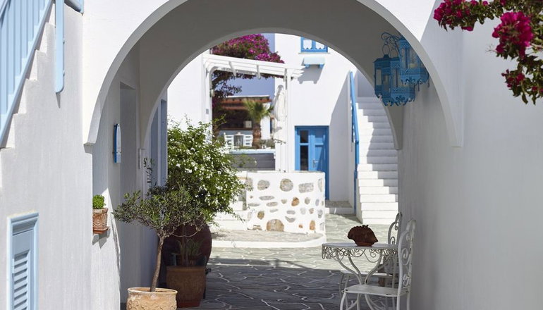 Folegandros Apartments