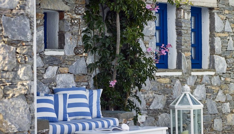 Folegandros Apartments