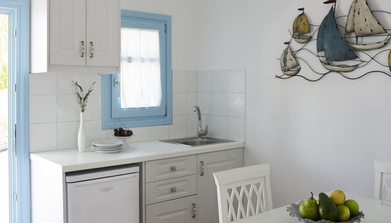 Folegandros Apartments