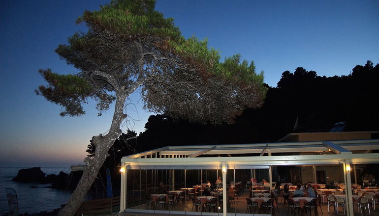 Glyfada Beach Hotel
