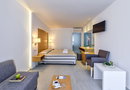 4* Happy Days Hotel