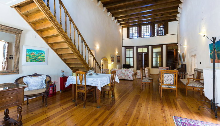 Anassa Estate