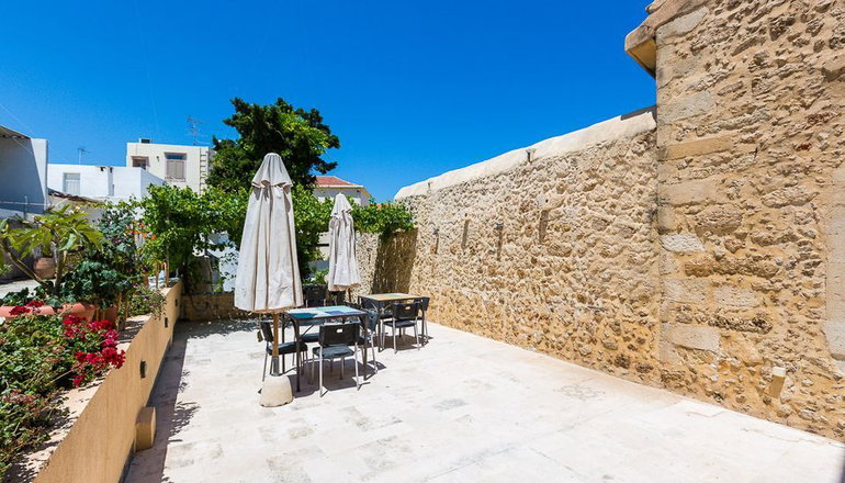 Anassa Estate