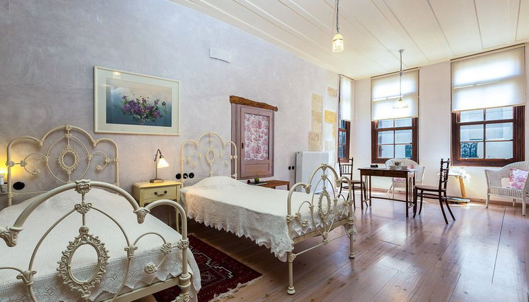 Anassa Estate