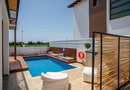 Louis Chris Le Mare Villa