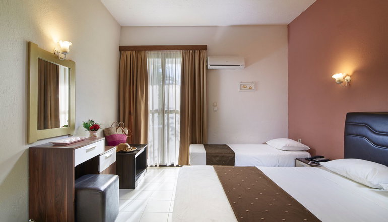 Rema Hotel - Βουρβουρού, Χαλκιδική
