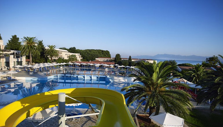 5* Roda Beach Resort & Spa
