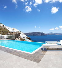 5* Santorini Secret Suites & Spa