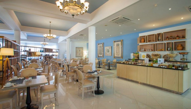 4* The King Jason Paphos 4 LUX - Adults Only