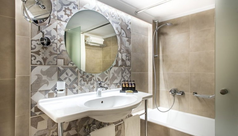 4* Airotel Alexandros Hotel