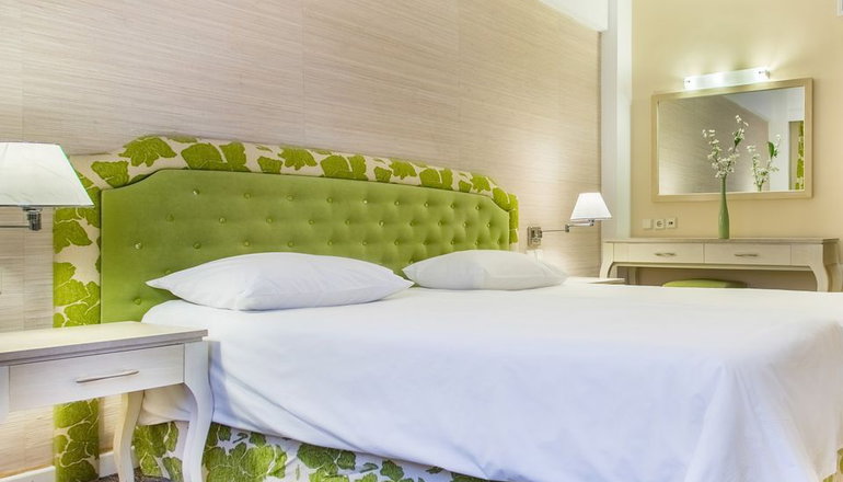 4* Airotel Alexandros Hotel