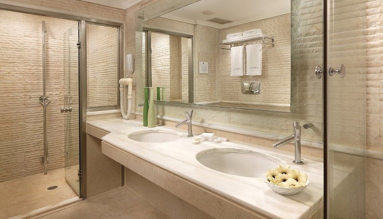 4* Airotel Alexandros Hotel