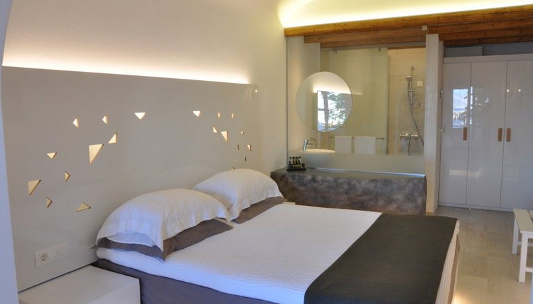 Vrahos Boutique Hotel - Καραβοστάσι, Φολέγανδρος
