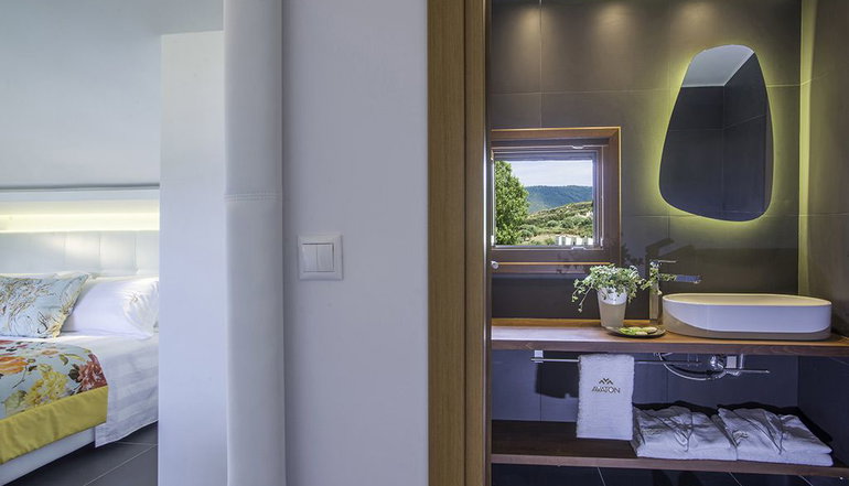 5* Avaton Luxury Beach Resort Relais & Chateaux