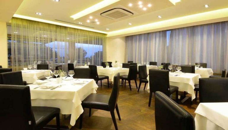 5* Royal Paradise Hotel