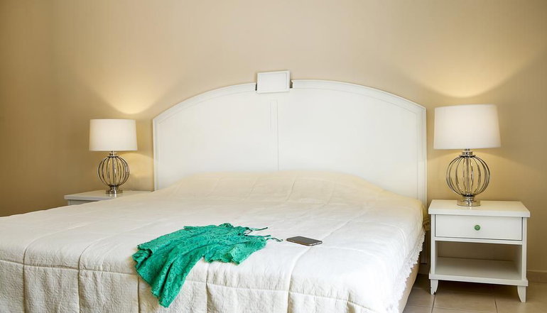 4* The Alley Hotel