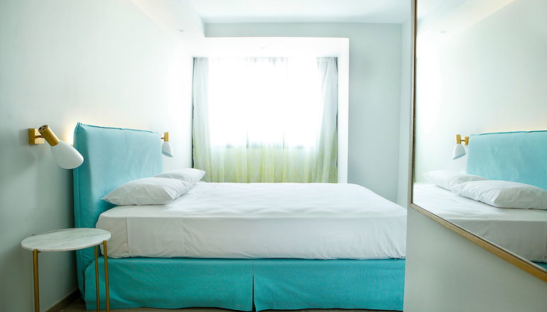 4* The Alley Hotel