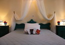Vrachia Studios Santorini
