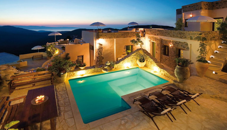 4* Cressa Ghitonia Village