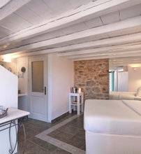 4* Cressa Ghitonia Village