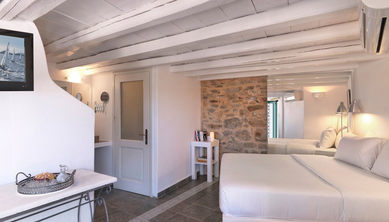4* Cressa Ghitonia Village