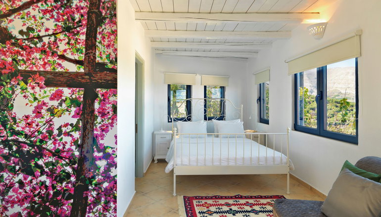 4* Cressa Ghitonia Village