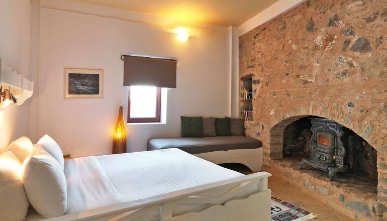 4* Cressa Ghitonia Village