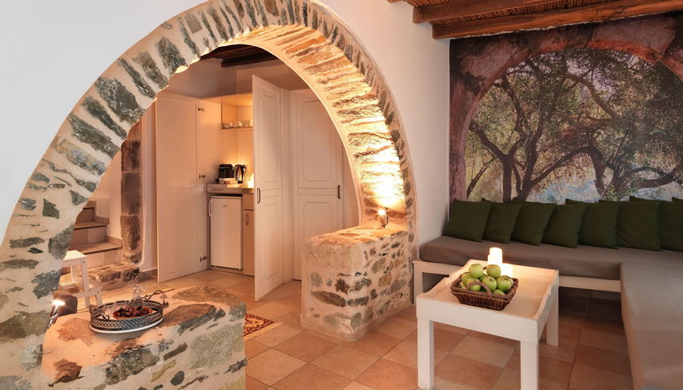 4* Cressa Ghitonia Village