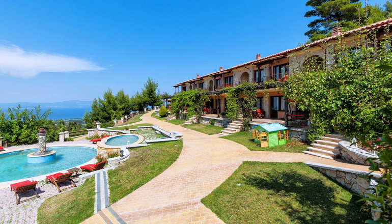 Akritas Ef Zin Villas & Suites