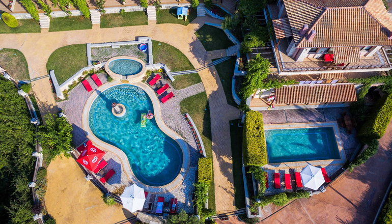 Akritas Ef Zin Villas & Suites
